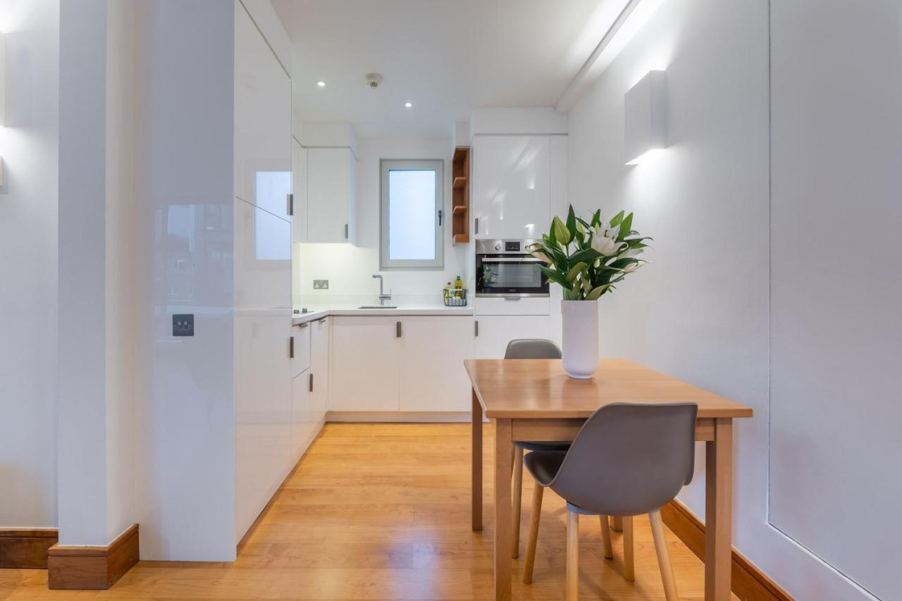 Studio - Tower Hill - City Centre By Prime London Stays N-16 Buitenkant foto